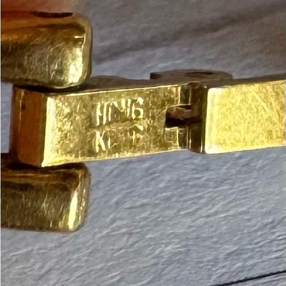 Lucien Barret Quartz Gold Women's Watch w/ Diamond & Mother of Pearl Face - Picture 12 of 12